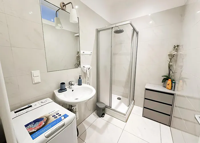 Δωμάτια σε οικογενειακή κατοικία Cozy In Brigittenau Area Mm29 *